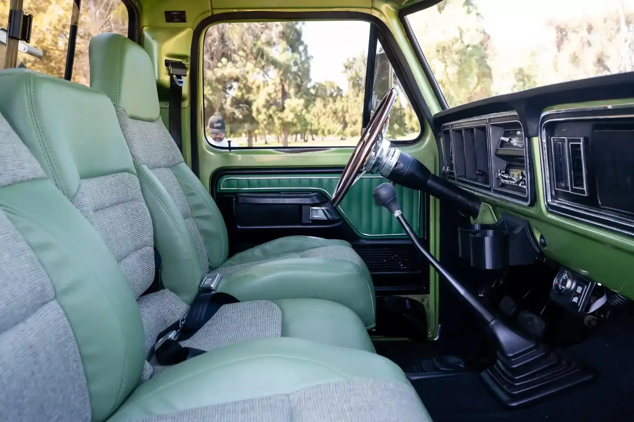 7.3L Turbo Diesel-Powered 1975 Ford F-250 4×4