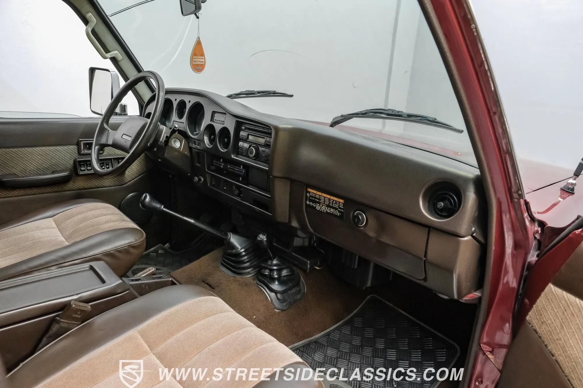 1988 Toyota Land Cruiser FJ62