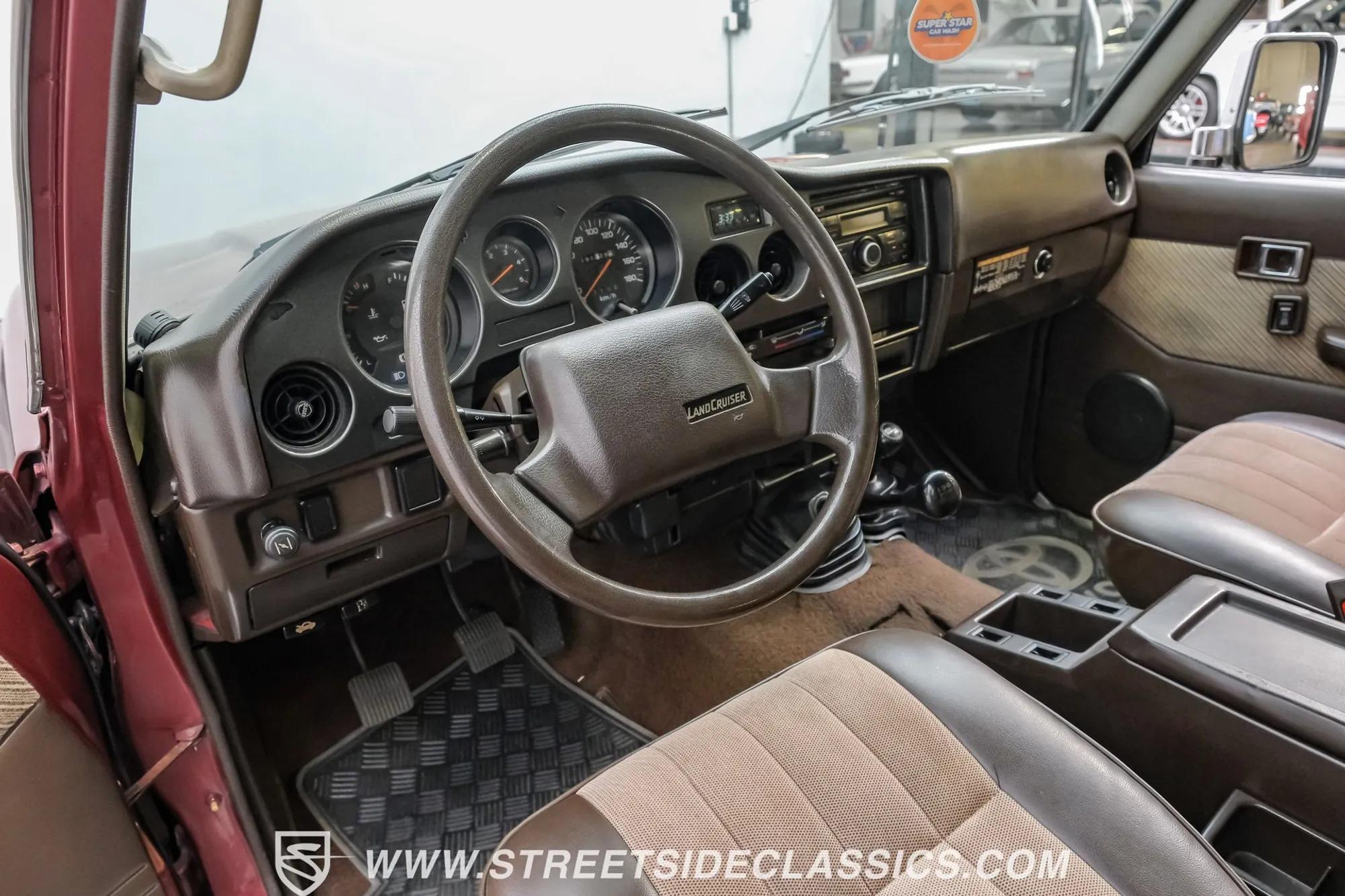 1988 Toyota Land Cruiser FJ62