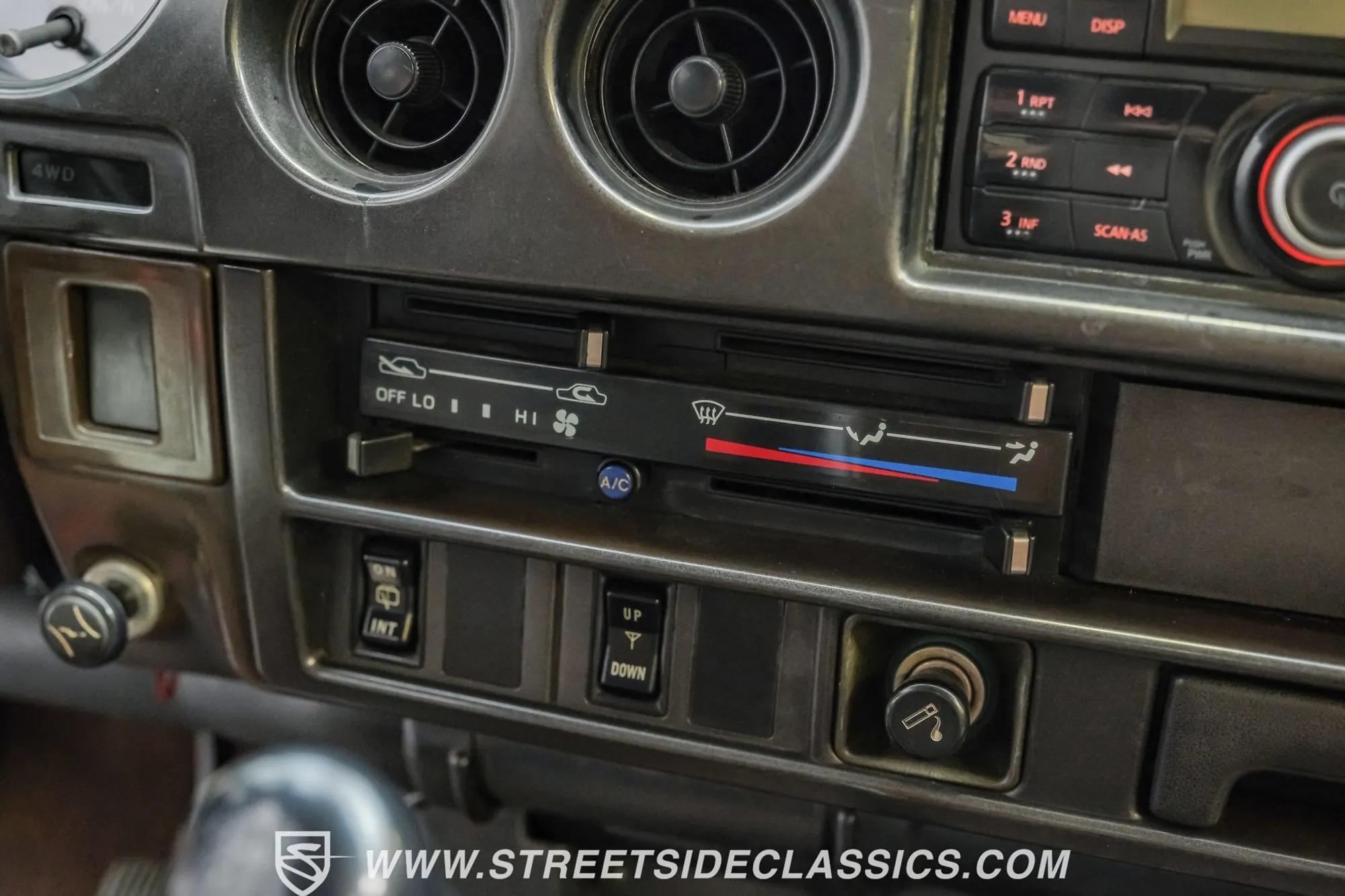 1988 Toyota Land Cruiser FJ62