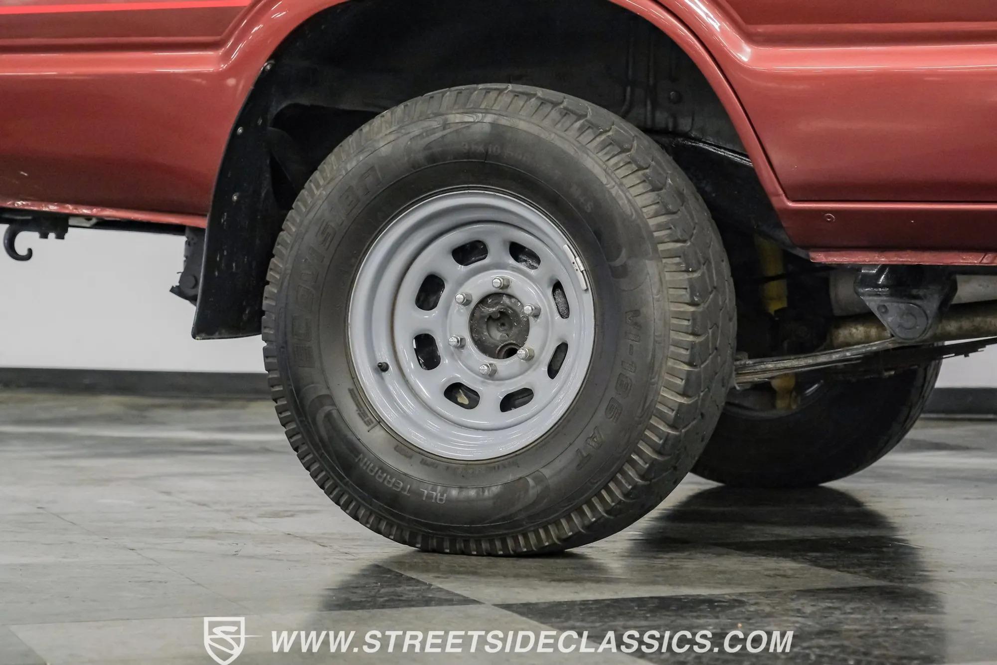 1988 Toyota Land Cruiser FJ62