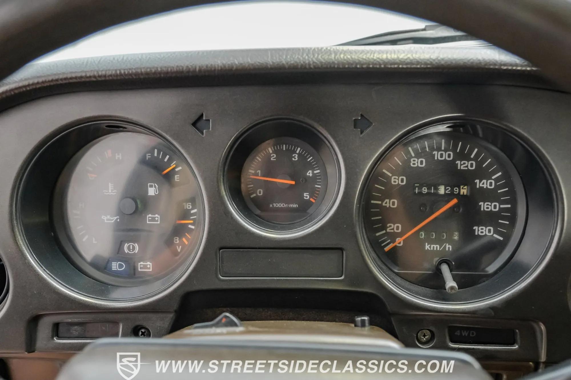 1988 Toyota Land Cruiser FJ62