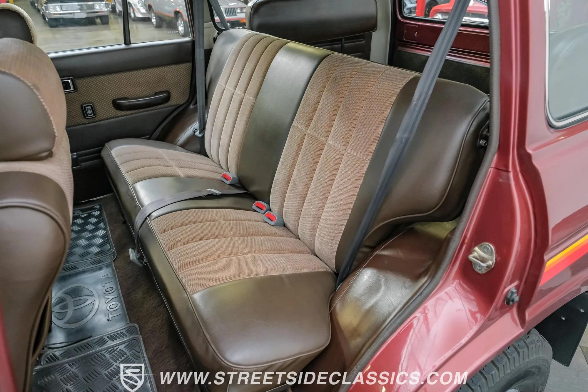 1988 Toyota Land Cruiser FJ62