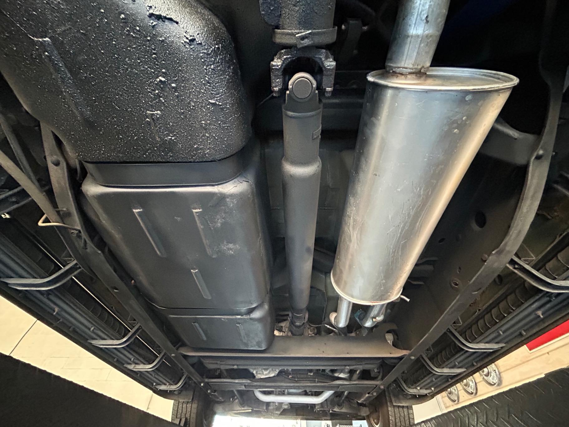 1996 GMC Suburban SLE