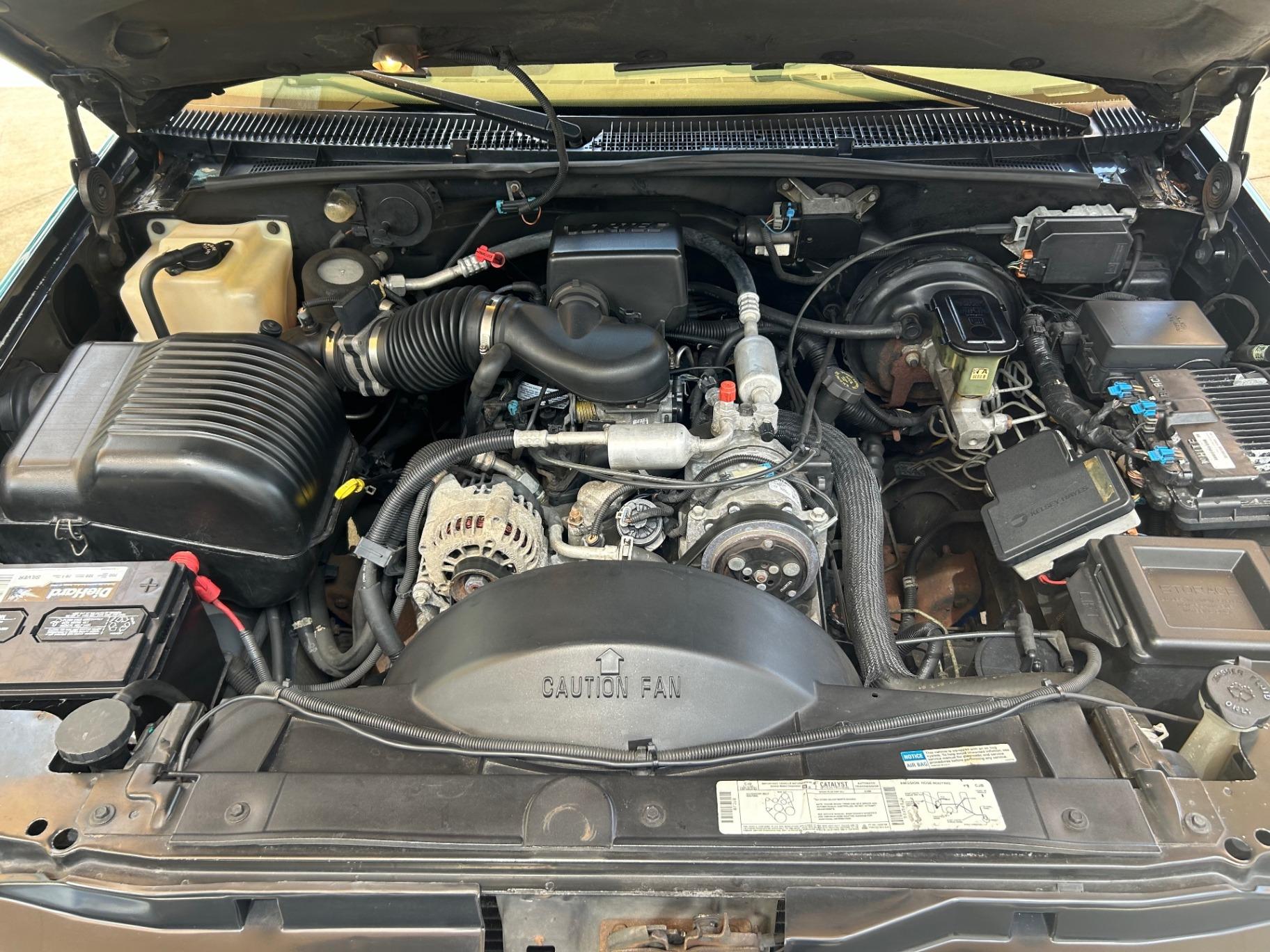 1996 GMC Suburban SLE