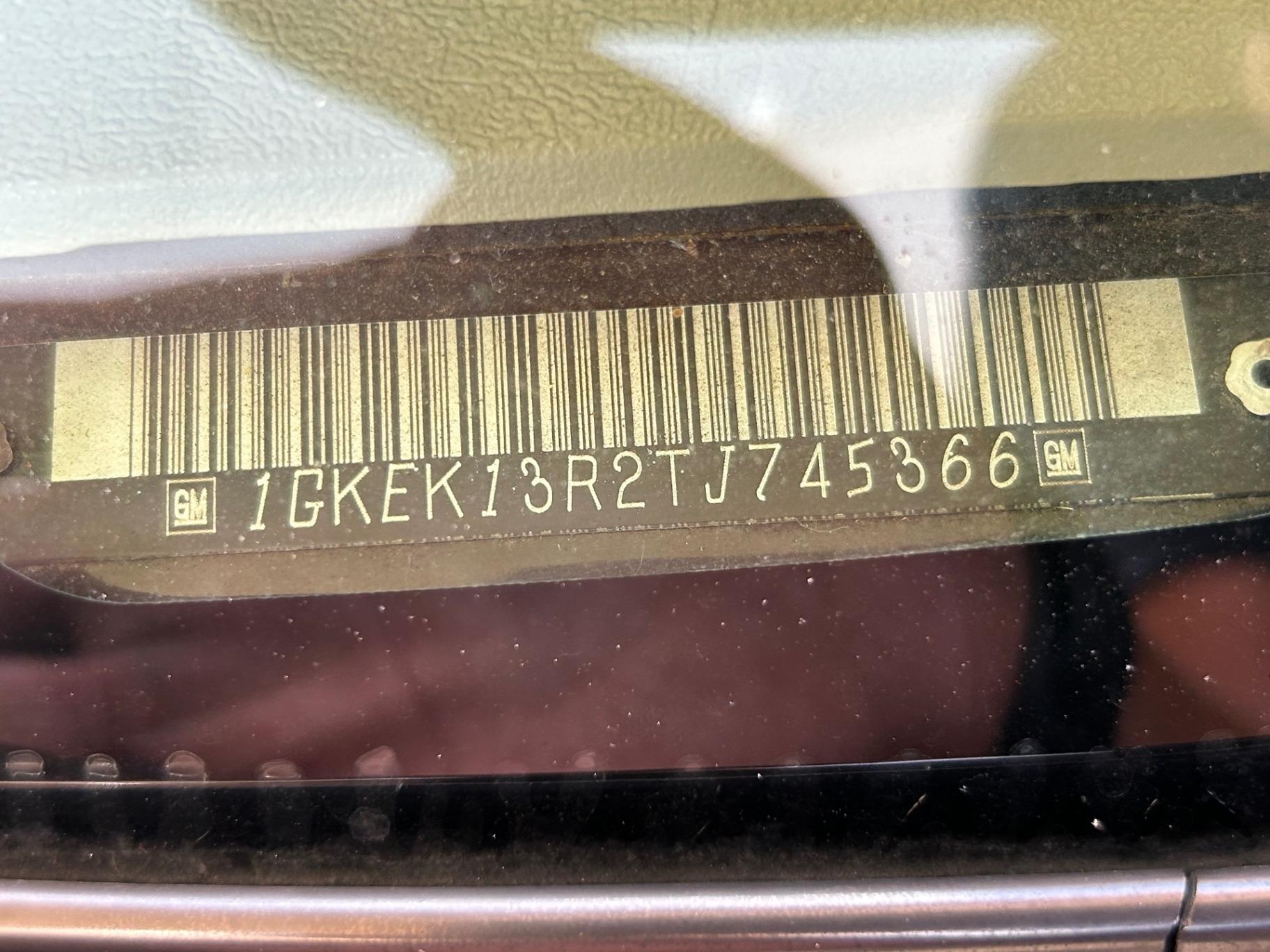 1996 GMC Suburban SLE