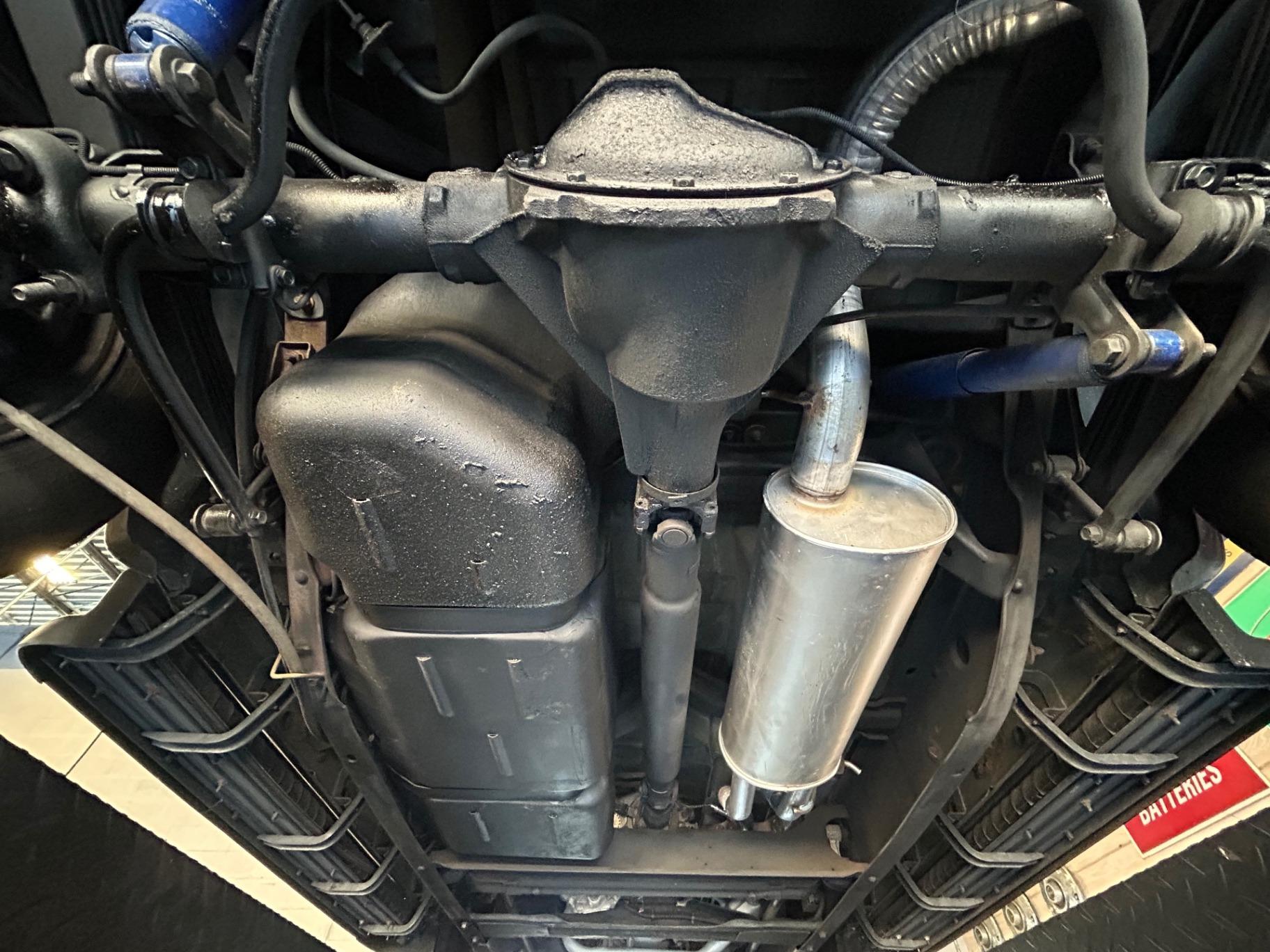 1996 GMC Suburban SLE