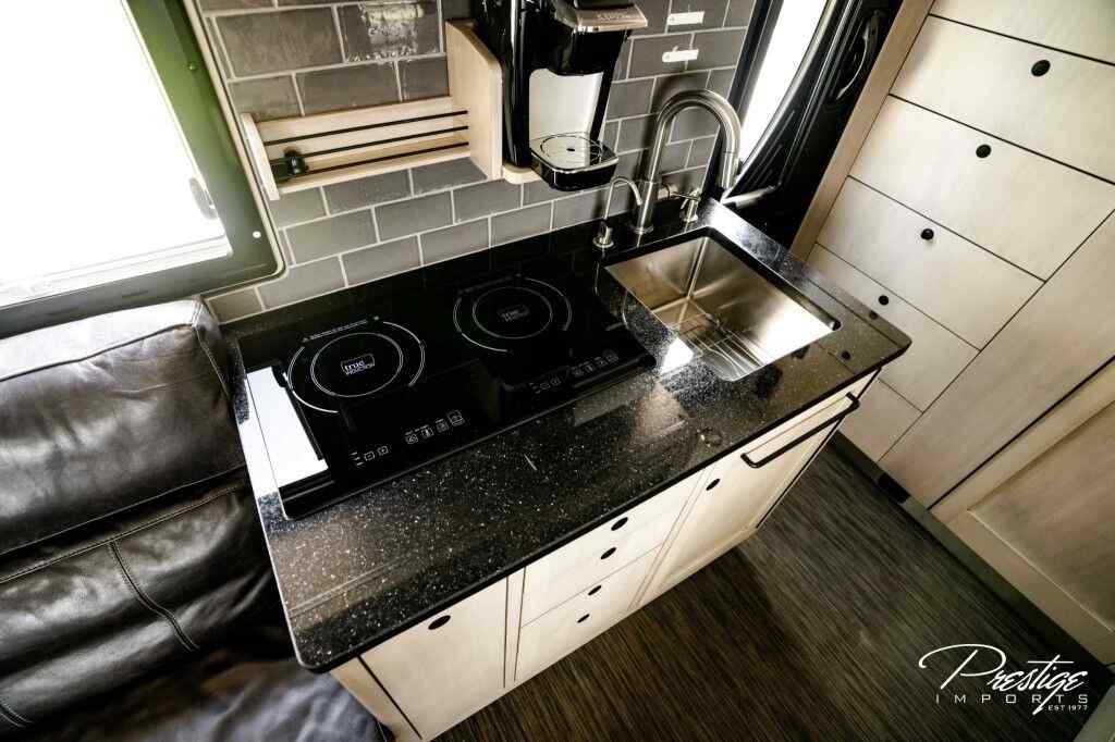 2019 EarthRoamer XV-LTS 228