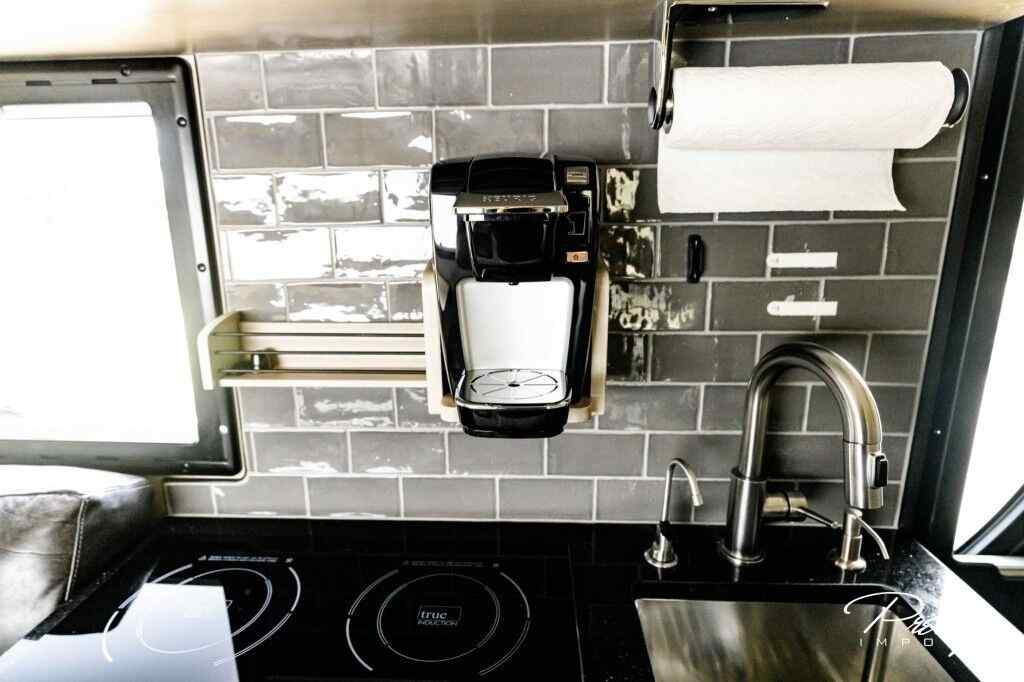 2019 EarthRoamer XV-LTS 228