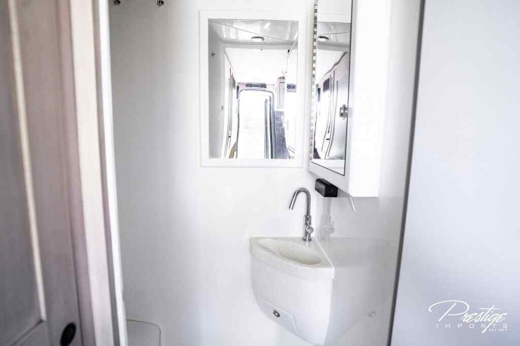 2019 EarthRoamer XV-LTS 228