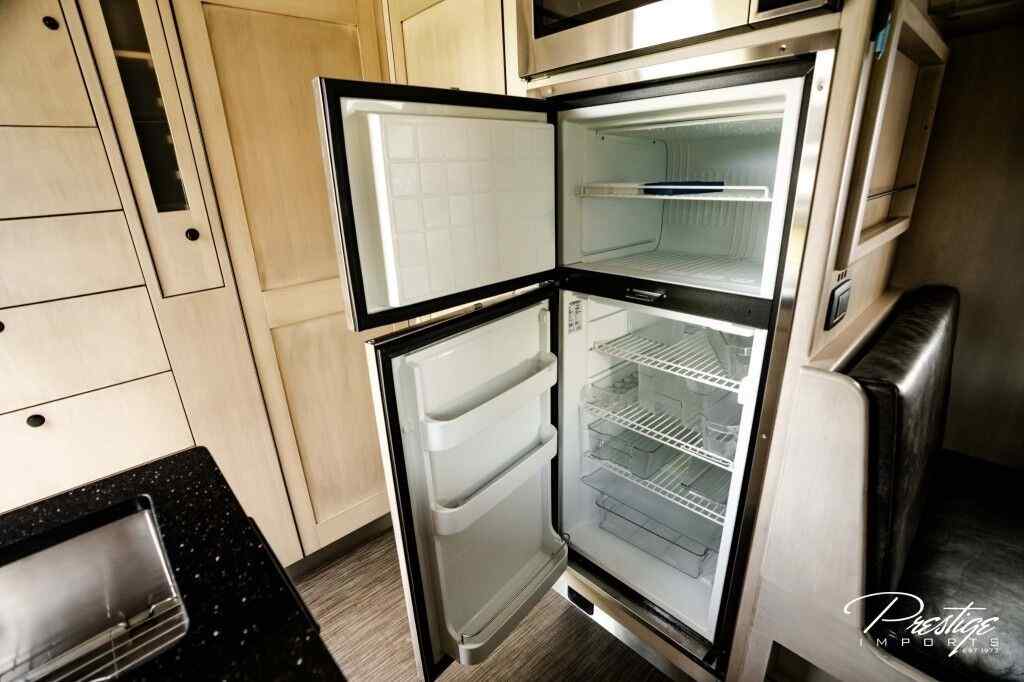 2019 EarthRoamer XV-LTS 228