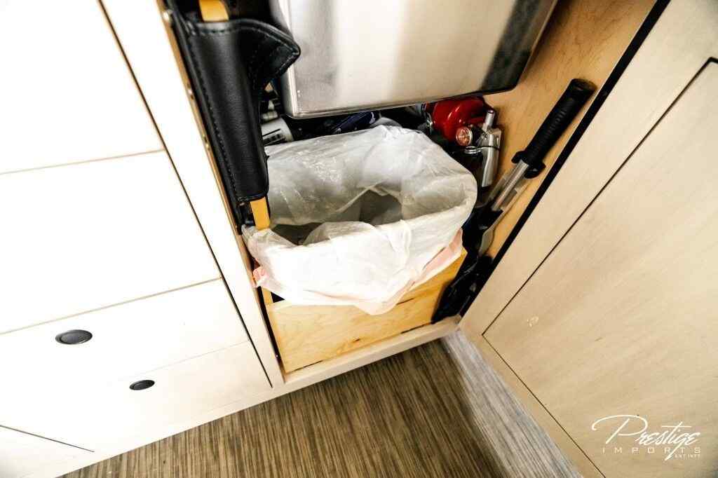 2019 EarthRoamer XV-LTS 228