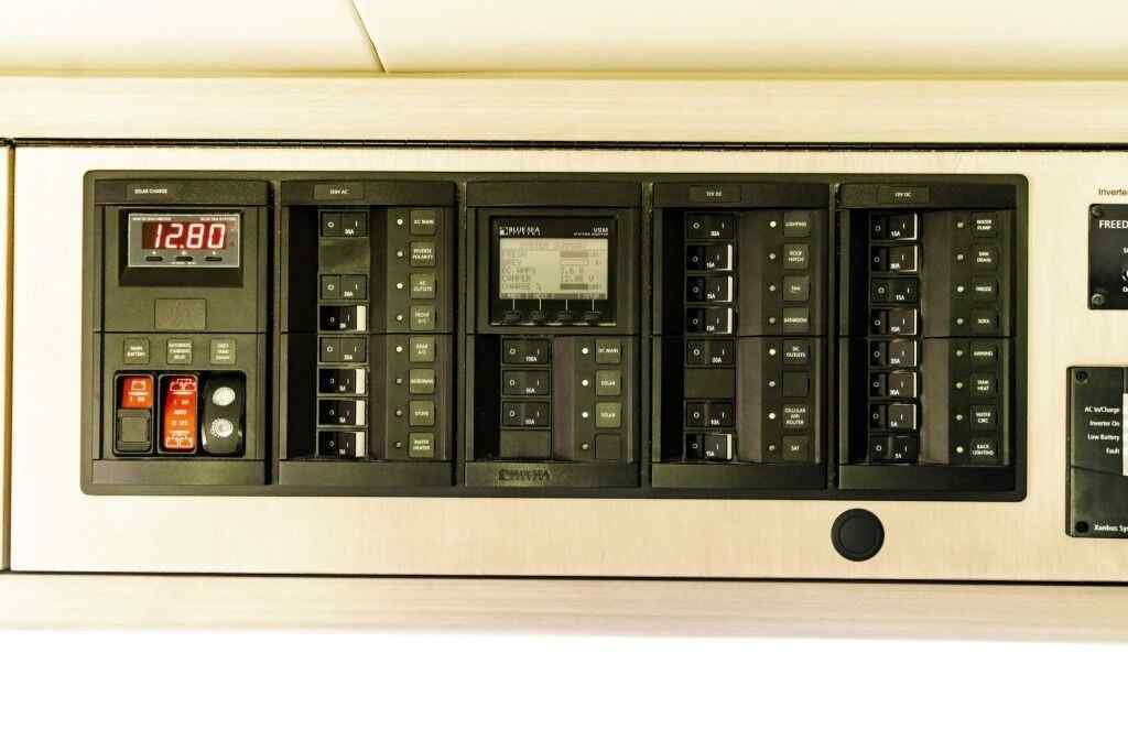 2019 EarthRoamer XV-LTS 228