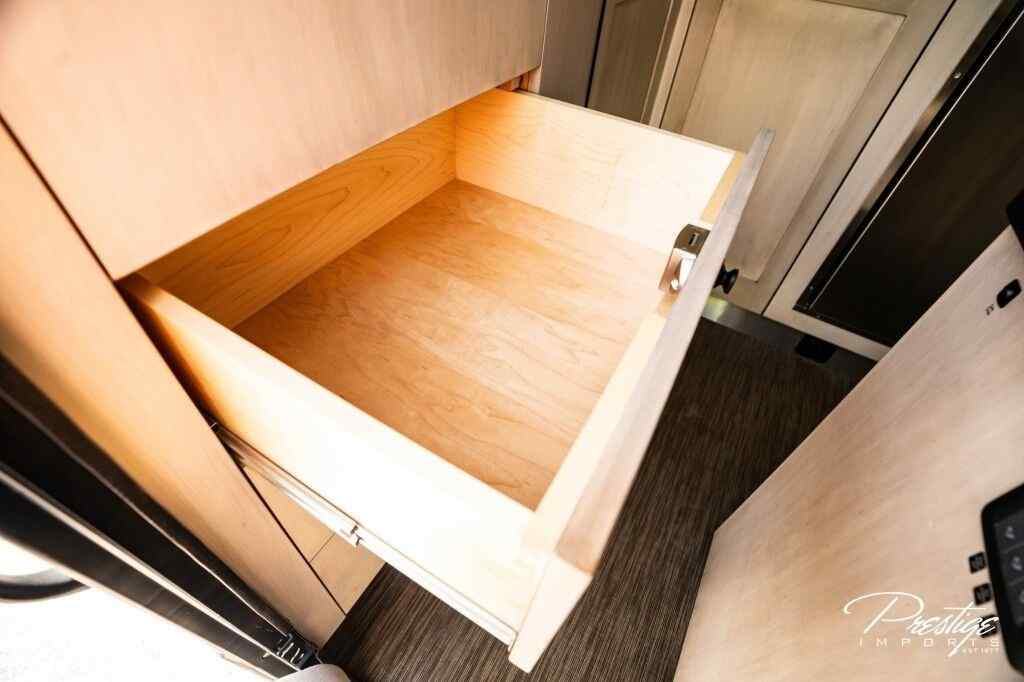 2019 EarthRoamer XV-LTS 228