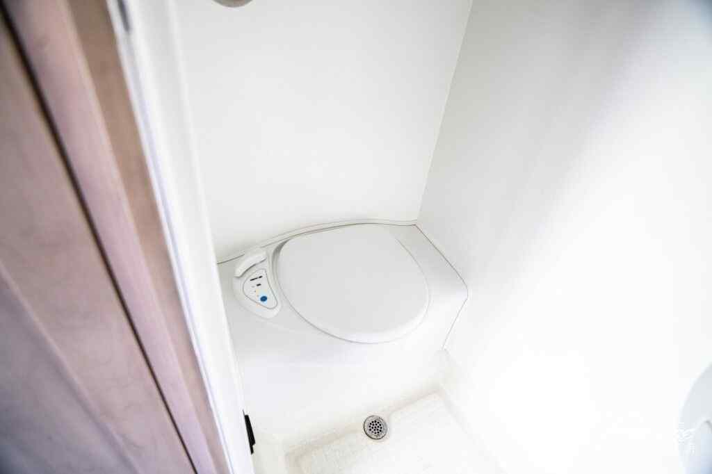 2019 EarthRoamer XV-LTS 228