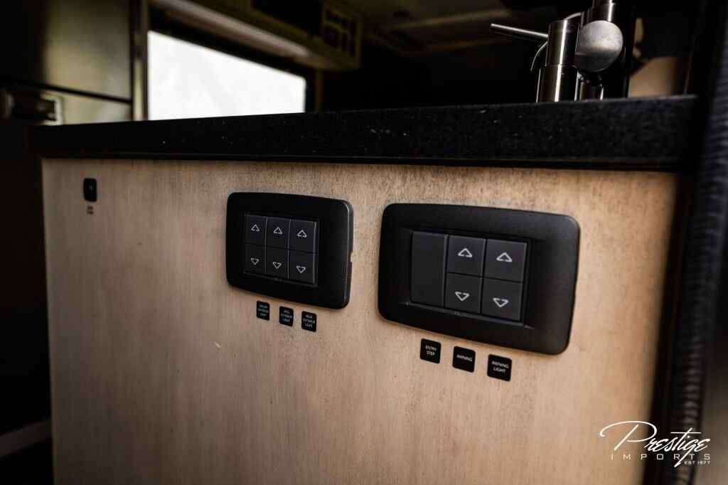 2019 EarthRoamer XV-LTS 228