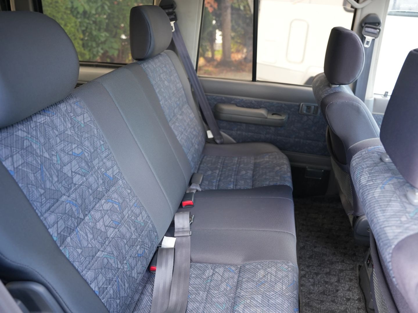 1998 Toyota Land Cruiser ZX