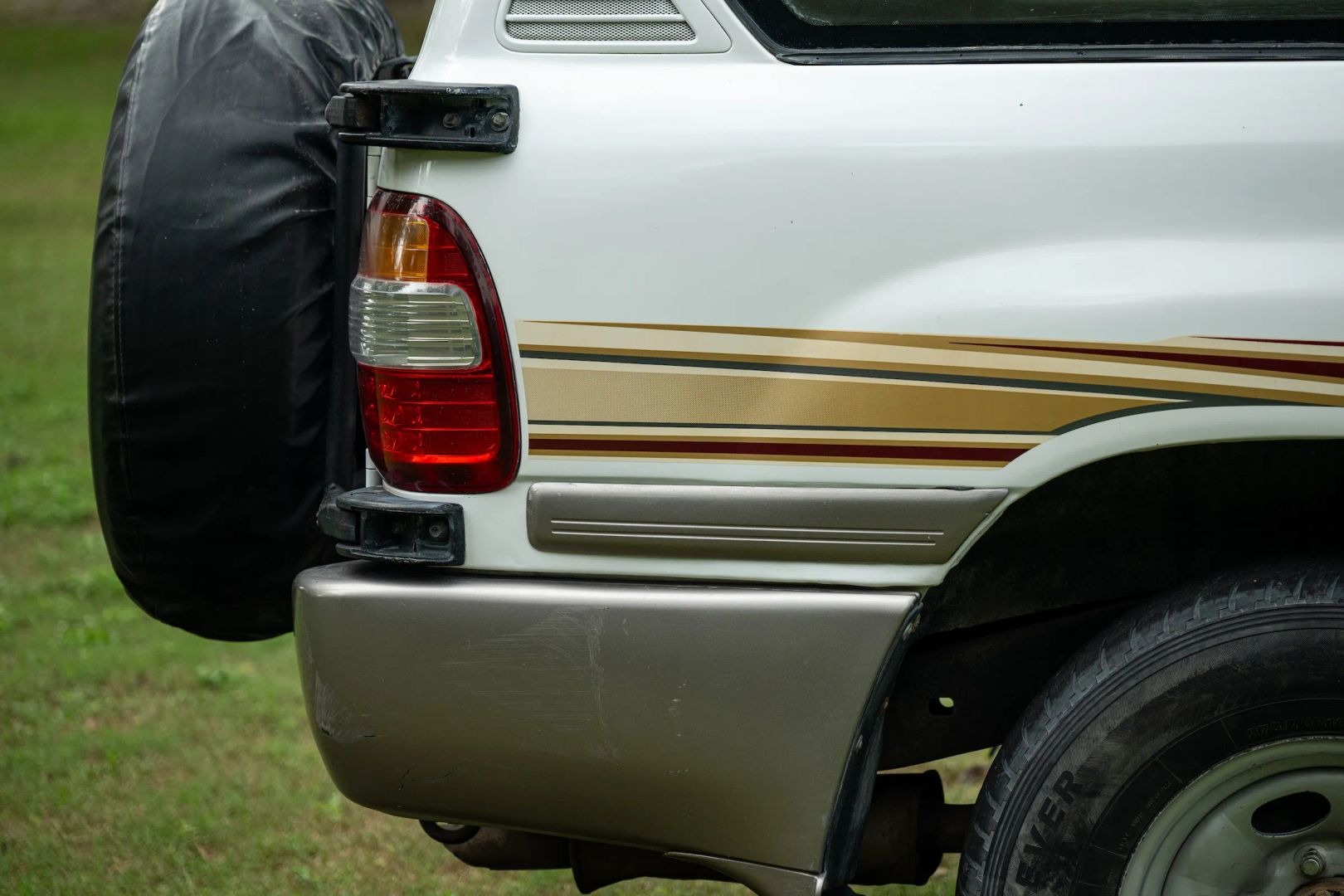 2000 Toyota Land Cruiser HZJ105