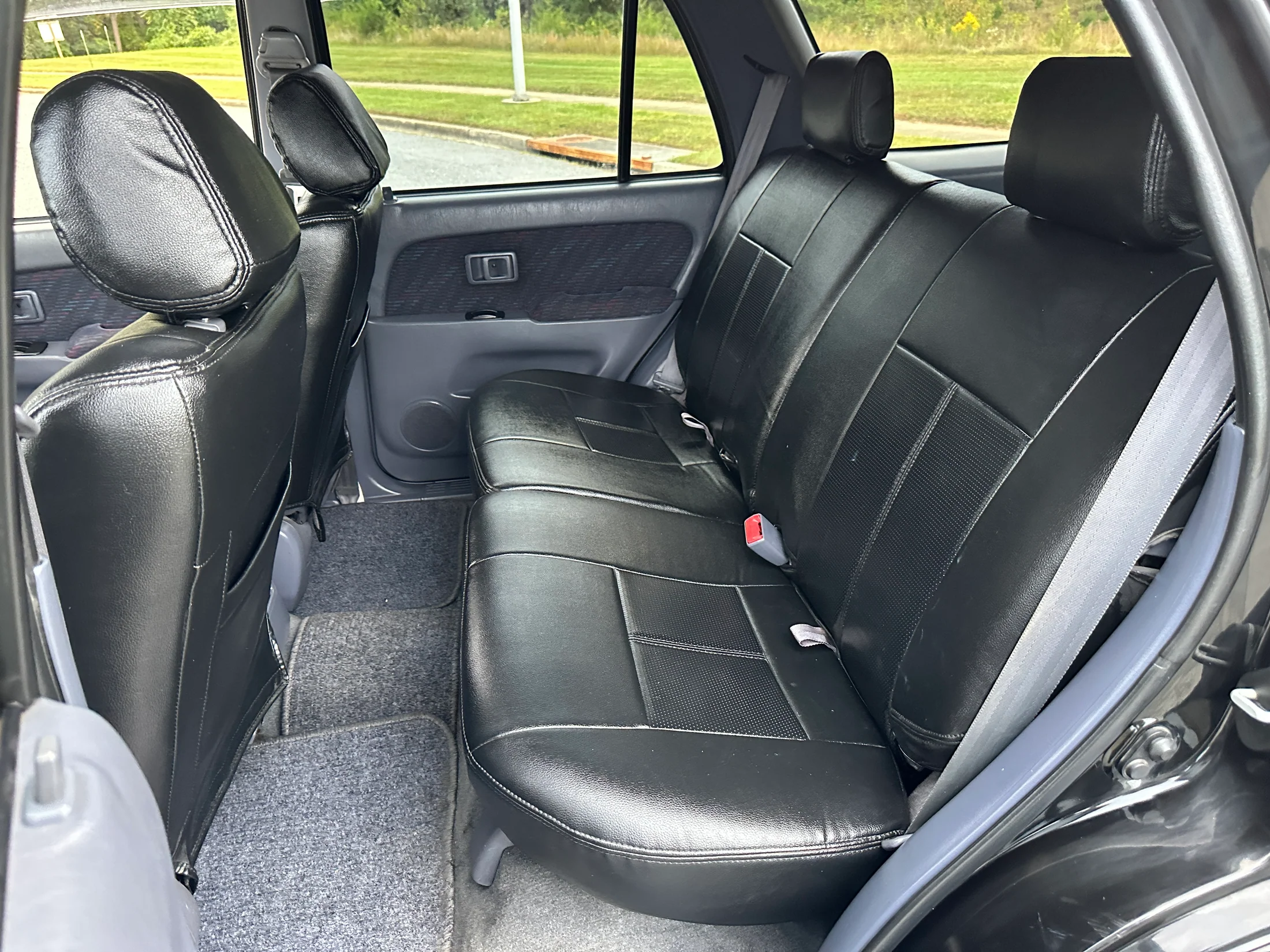 1998 Toyota Hilux Surf SSR-X Limited