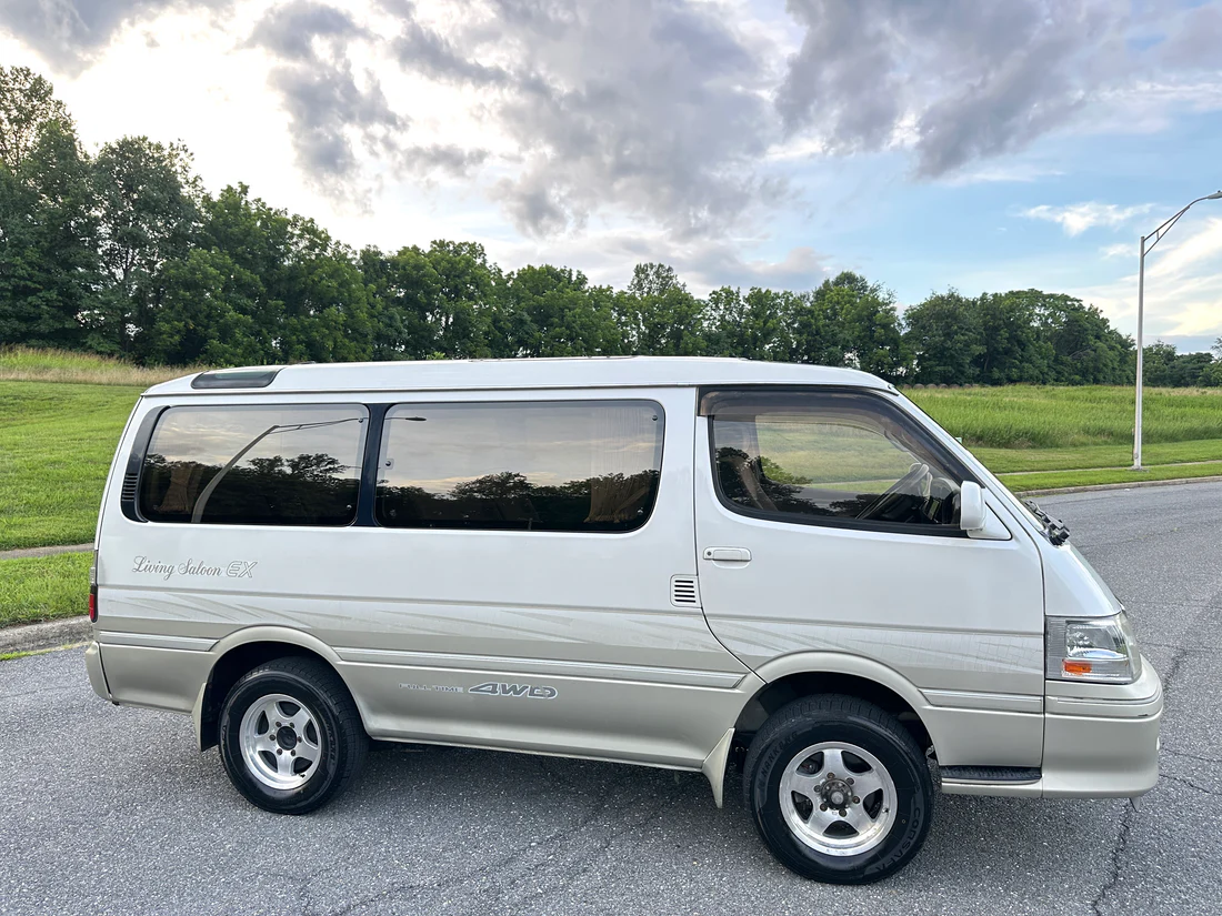 Pending Sale: 1999 Toyota HiAce Custom Living Saloon EX