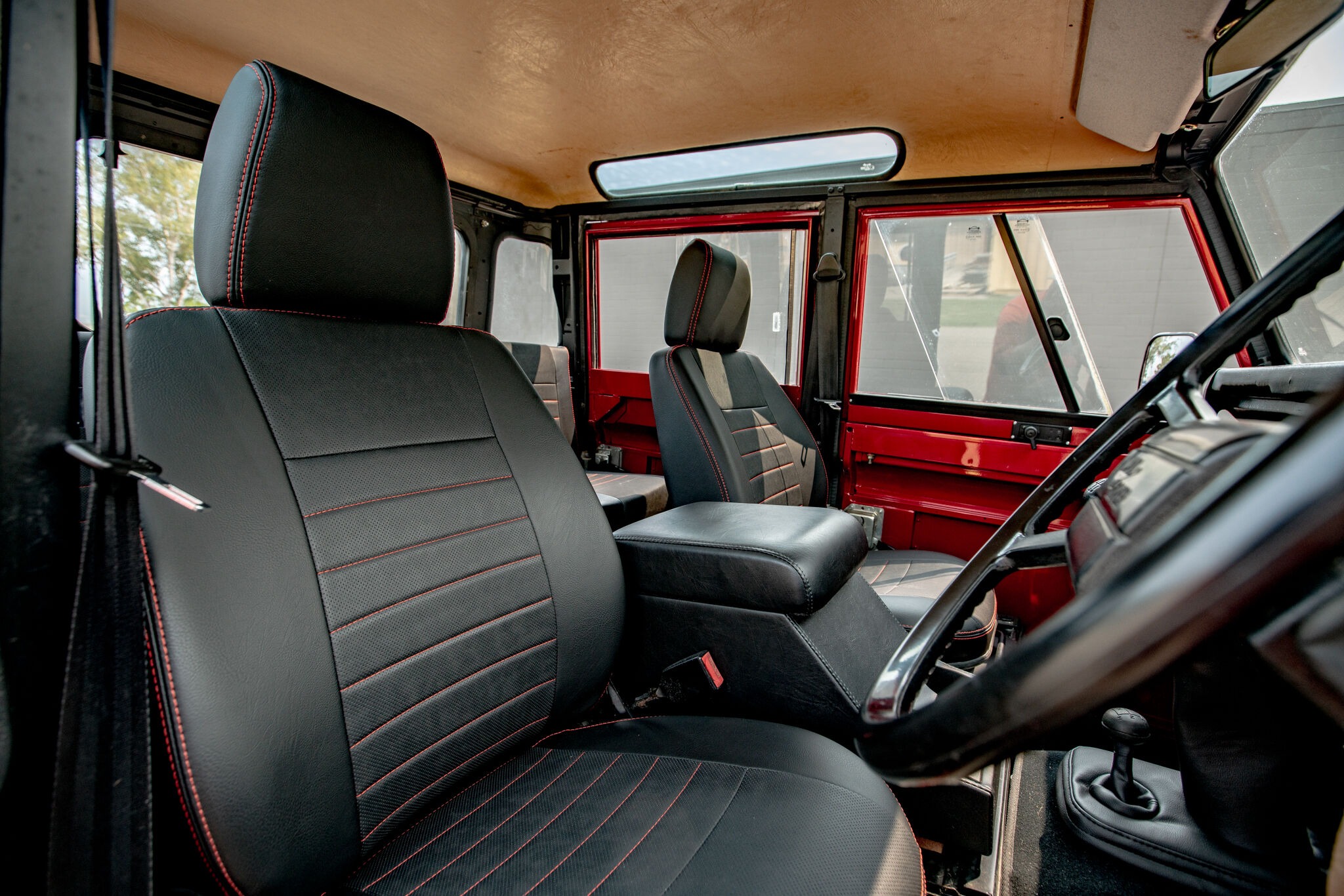 Sold: 1992 Land Rover Defender 110 6×6