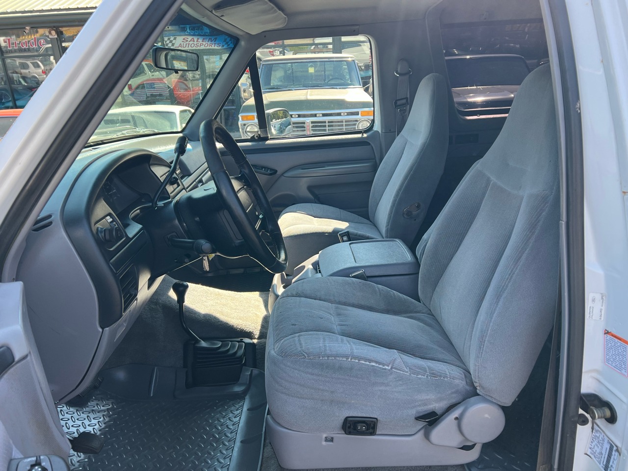 1996 Ford Bronco XLT