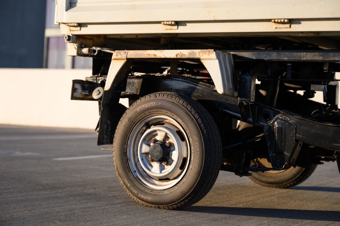 1990 Suzuki Carry Dump Truck 4×4