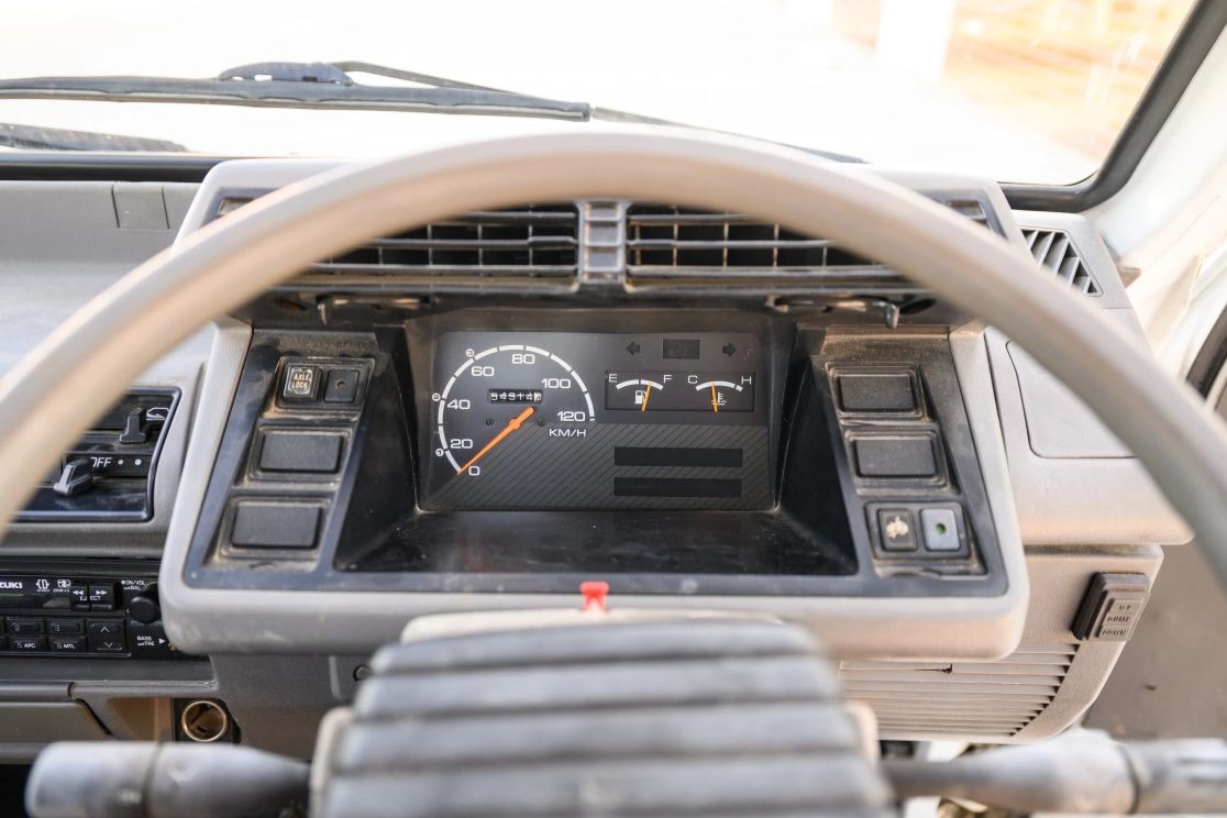 1990 Suzuki Carry Dump Truck 4×4