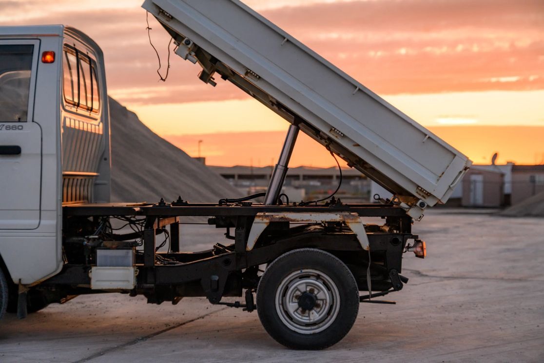 1990 Suzuki Carry Dump Truck 4×4
