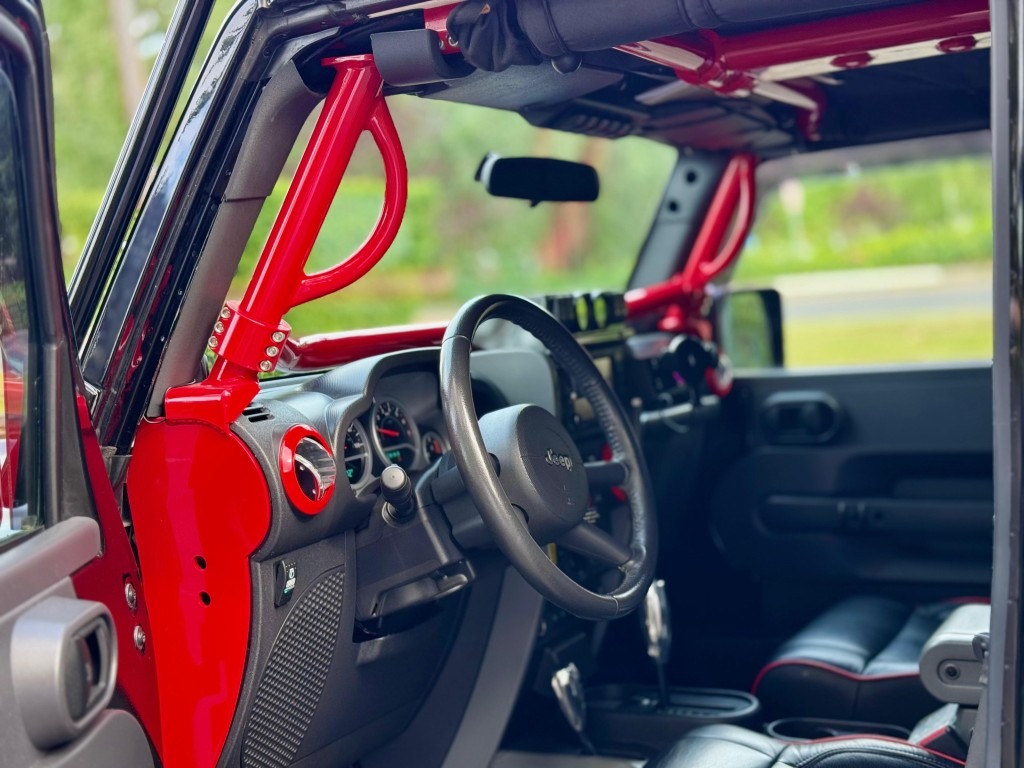 6.1 HEMI-Powered 2009 Jeep Wrangler Unlimited Rubicon