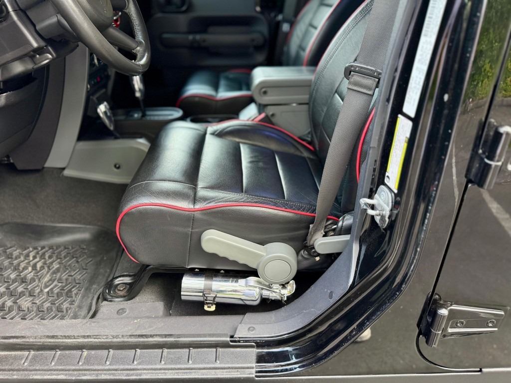 6.1 HEMI-Powered 2009 Jeep Wrangler Unlimited Rubicon