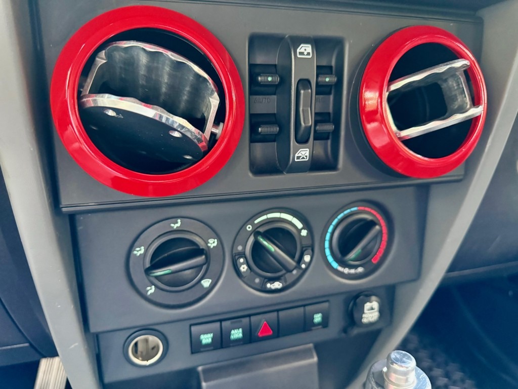 6.1 HEMI-Powered 2009 Jeep Wrangler Unlimited Rubicon