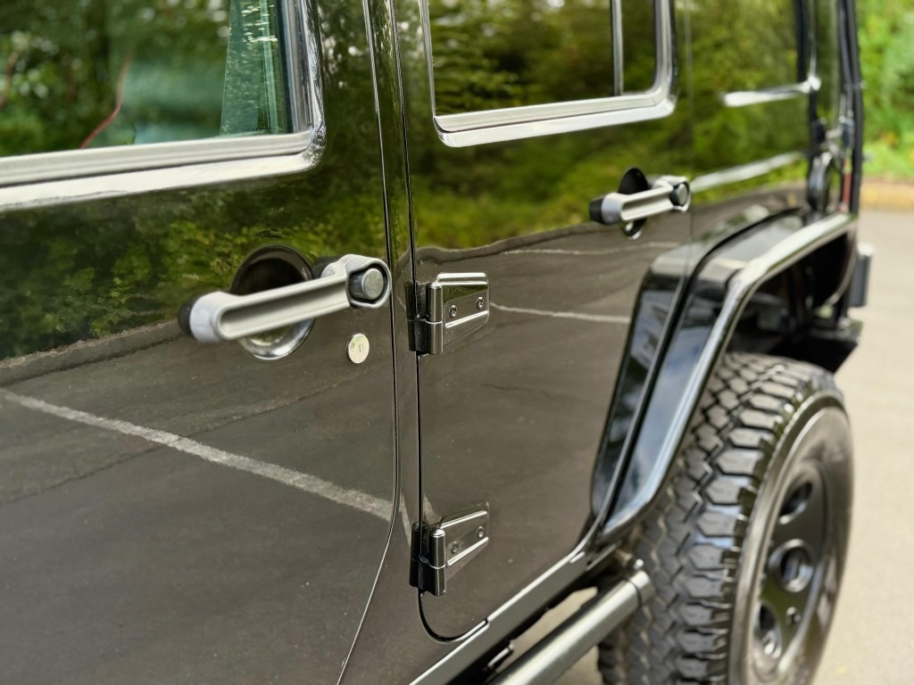 6.1 HEMI-Powered 2009 Jeep Wrangler Unlimited Rubicon