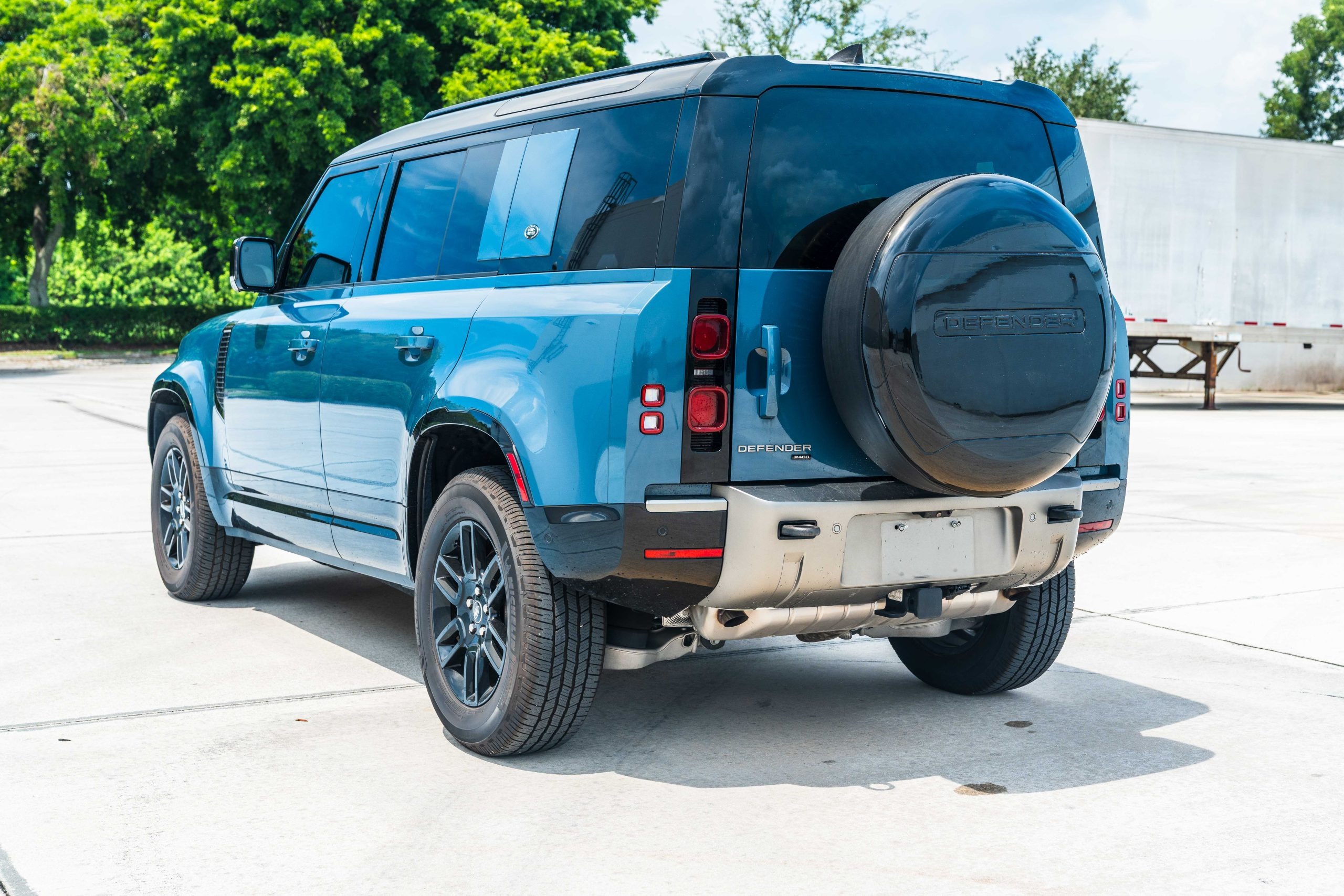 2022 Land Rover Defender 110 X-Dynamic SE - 5