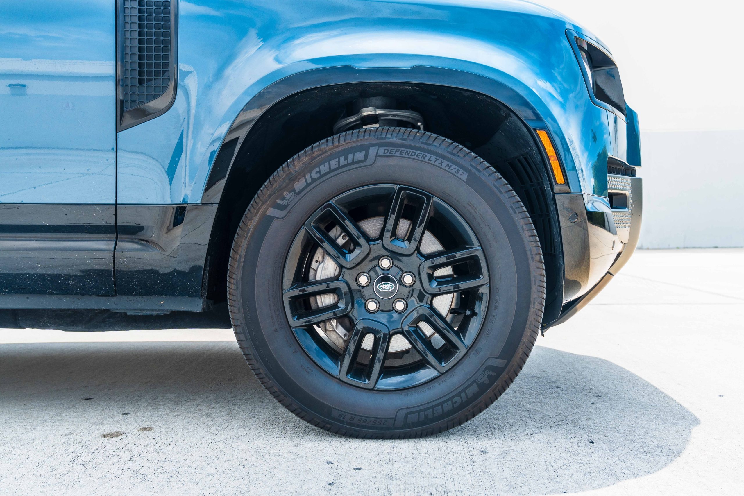2022 Land Rover Defender 110 X-Dynamic SE