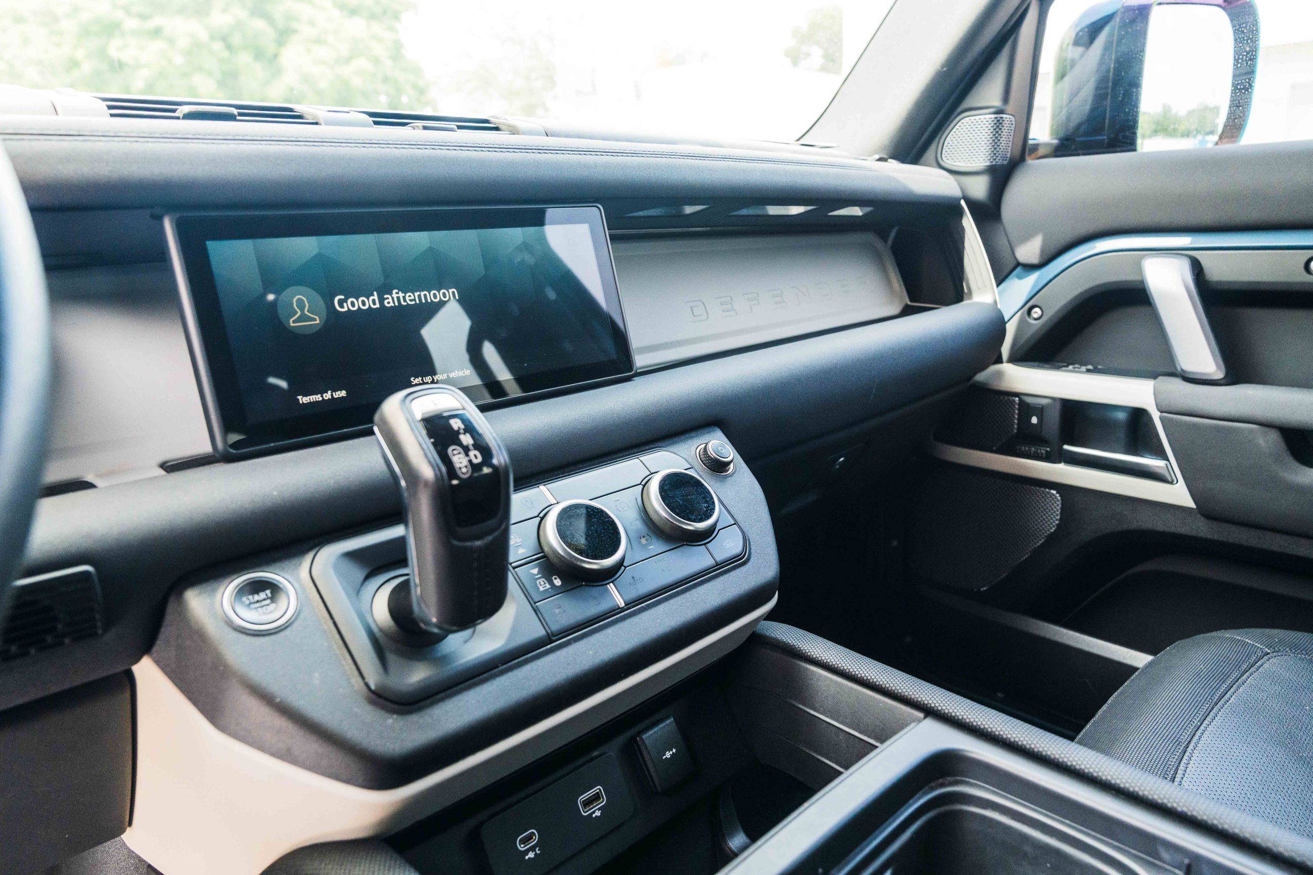 2022 Land Rover Defender 110 X-Dynamic SE