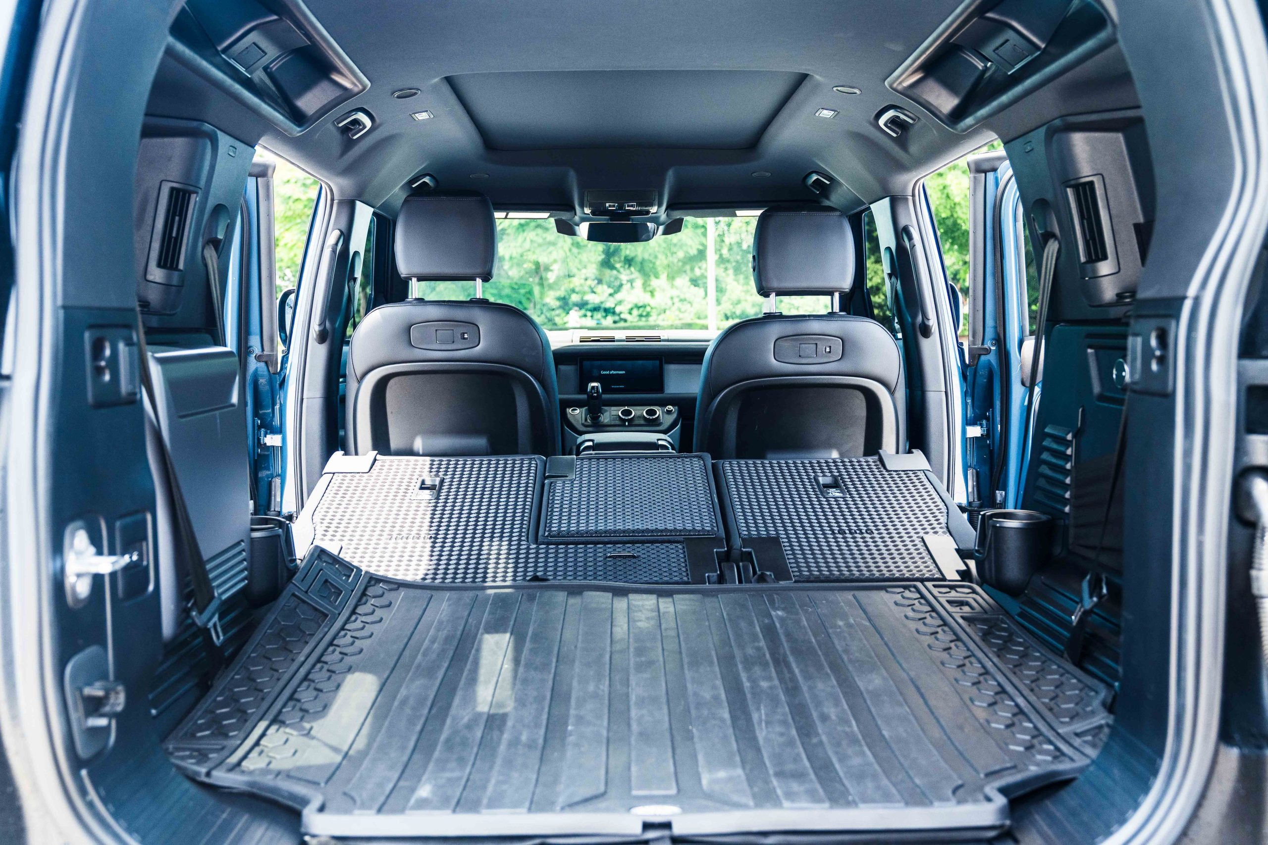 2022 Land Rover Defender 110 X-Dynamic SE