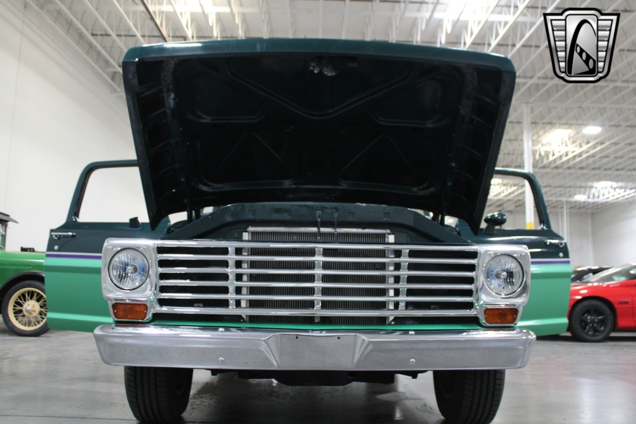 1967 Ford F-250