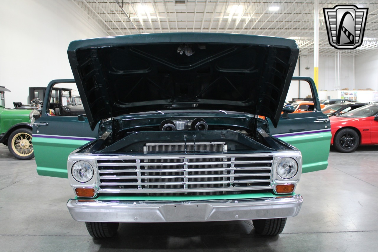 1967 Ford F-250