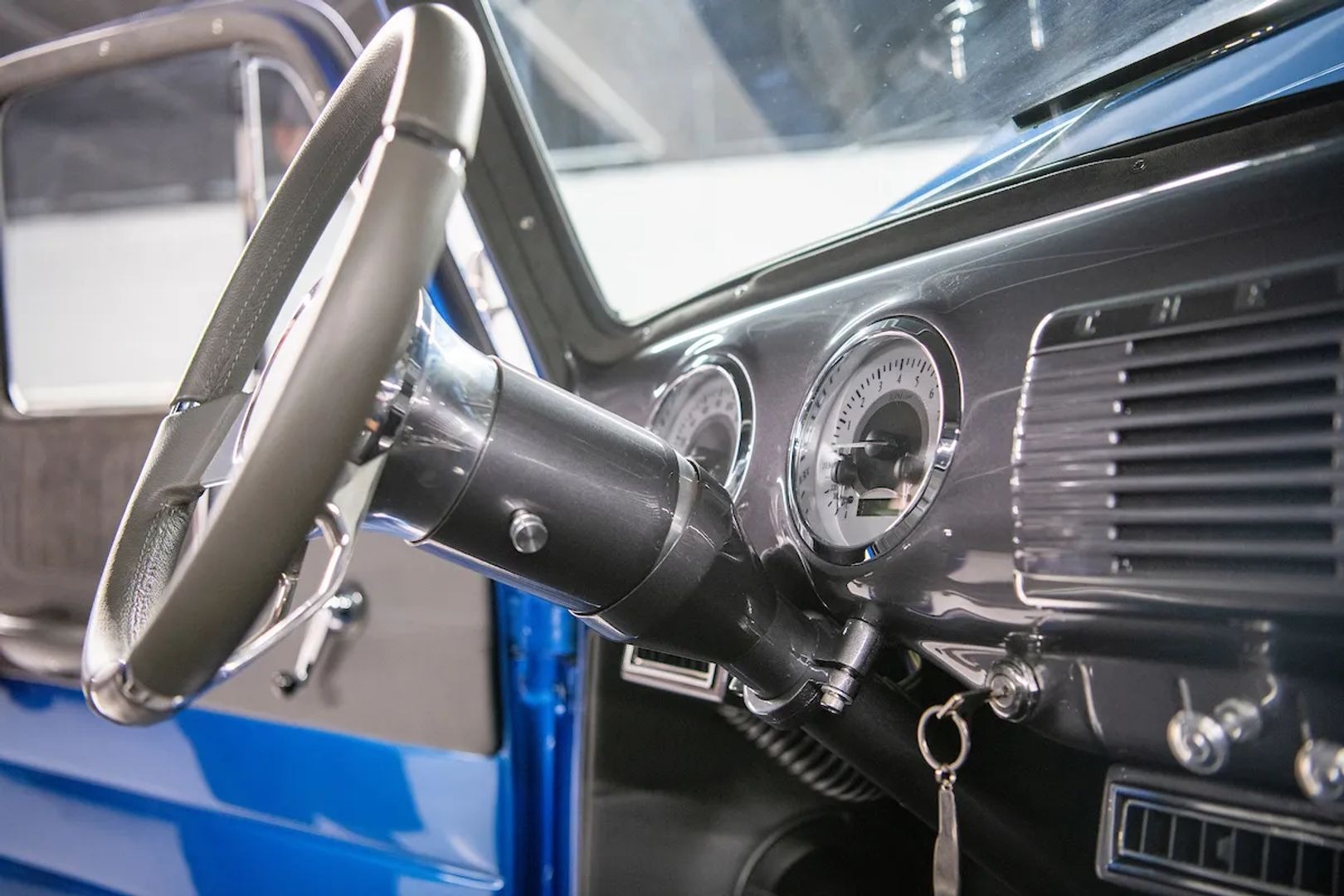 1952 Chevrolet 3100 Blue Flame