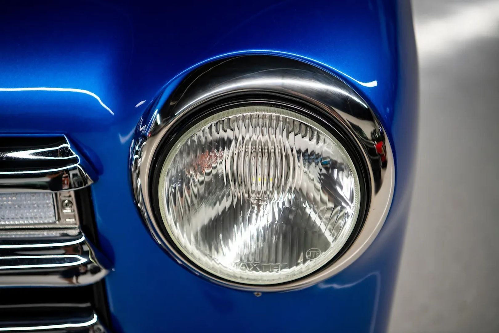 1952 Chevrolet 3100 Blue Flame