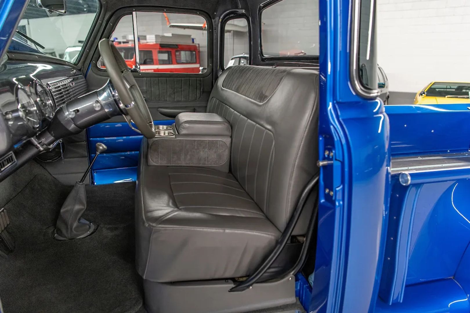 1952 Chevrolet 3100 Blue Flame
