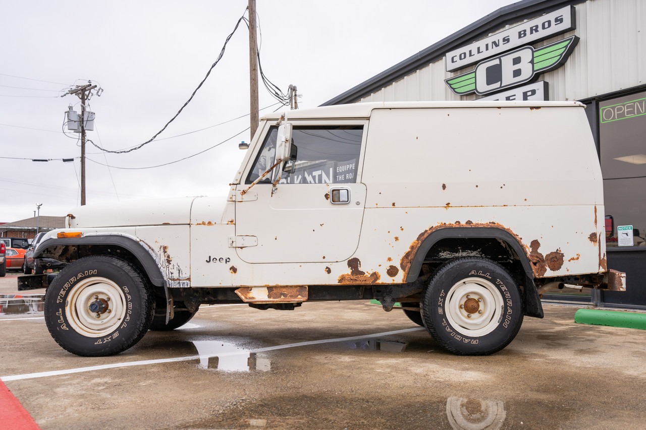 1984 Jeep CJ-8 Scrambler Alaskan Postal