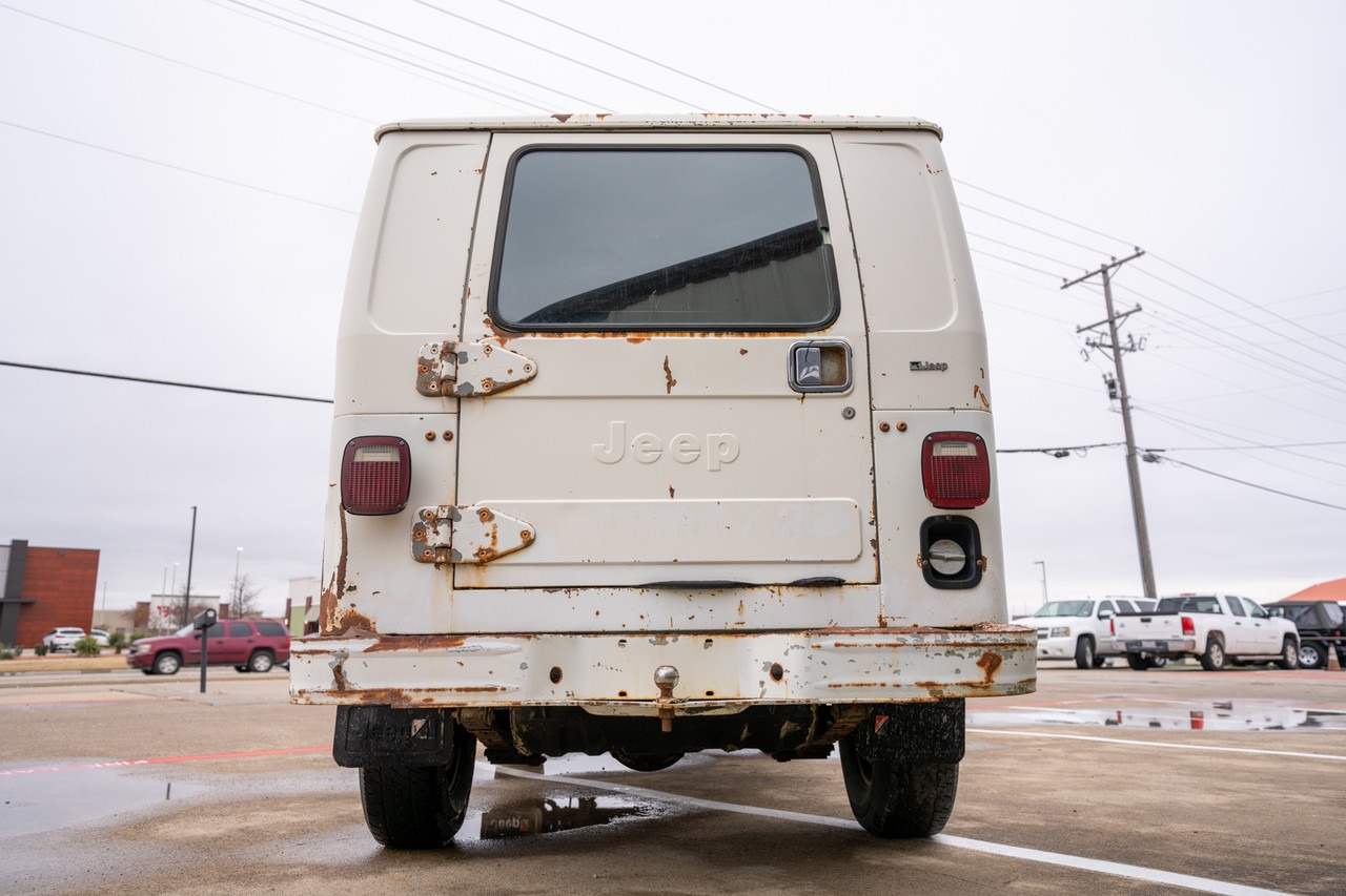 1984 Jeep CJ-8 Scrambler Alaskan Postal - 4