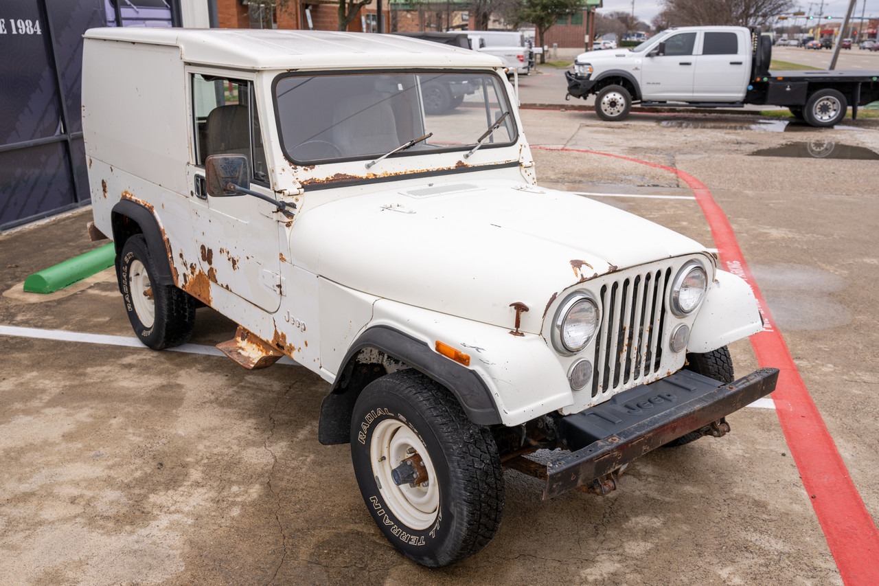 1984 Jeep CJ-8 Scrambler Alaskan Postal