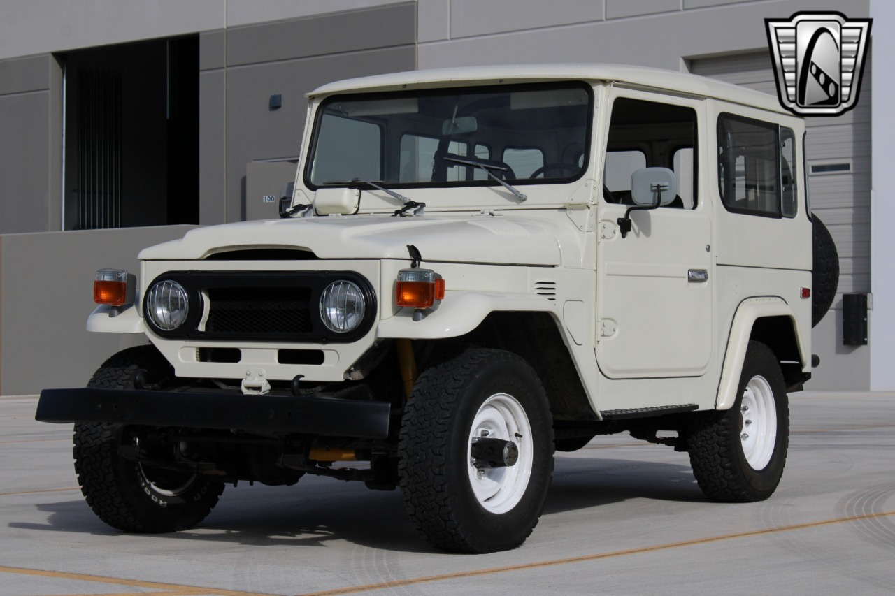 1977 Toyota Land Cruiser - 3