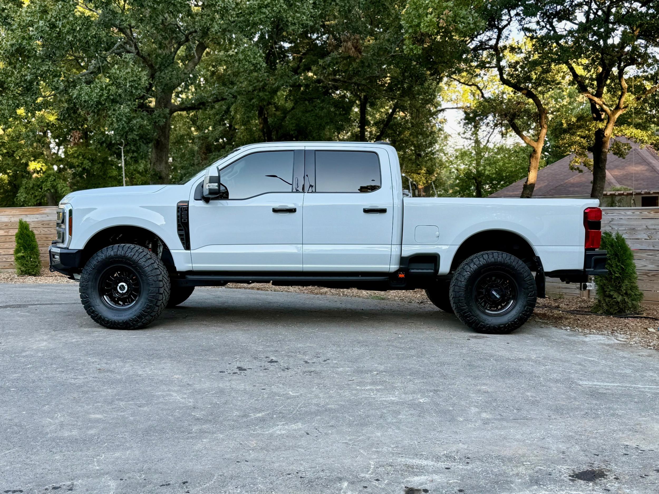 Modified 2024 Ford F-250 Lariat