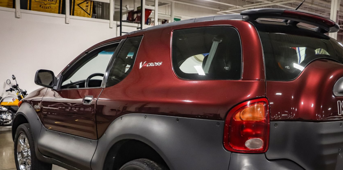 Sold: 2001 Isuzu VehiCROSS S