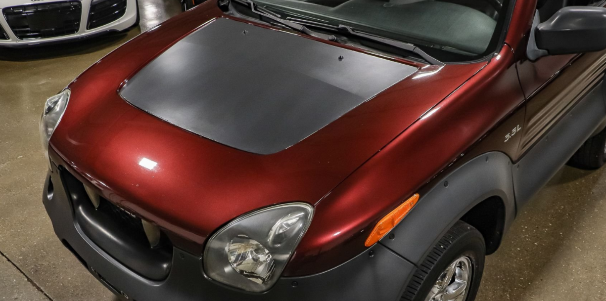 Sold: 2001 Isuzu VehiCROSS S