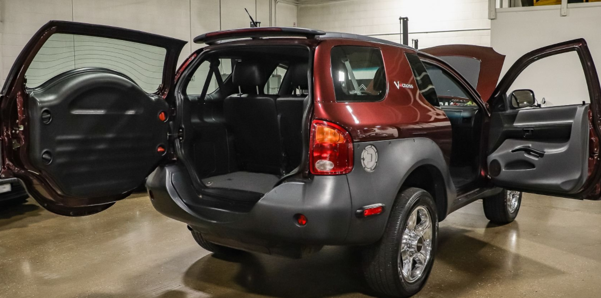 Sold: 2001 Isuzu VehiCROSS S